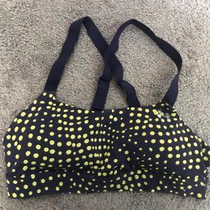 Under Armour Sports Bra Sz S